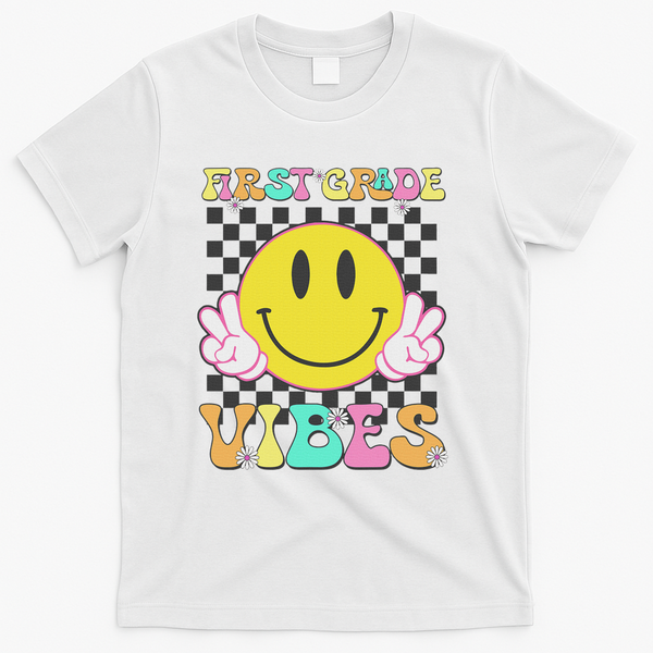 1st Grade Vibes Smile Face Back To School First Grade T-Shirt - White