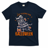 Funny Skeleton Christmas Design Just Waiting For Halloween T-Shirt - Navy